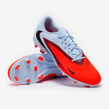NIKE PHANTOM 6 LOW CLUB FG FOOTBALL CLEATS