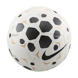 NIKE FOOTBALL PITCH SIZE 5